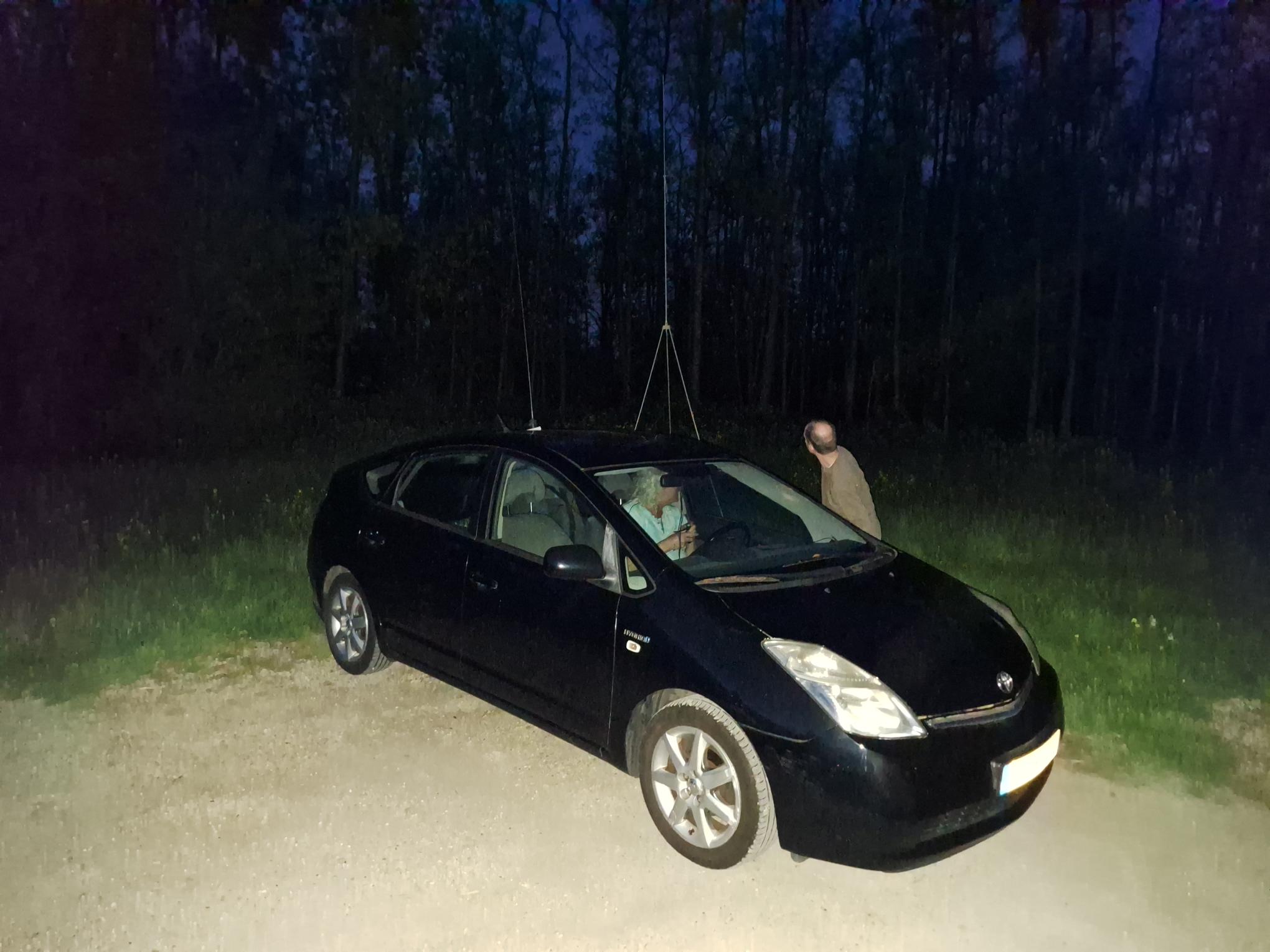 CB 27 MHz Vossenclub3bhoek Vos Willem Stond verscholen in het Bergse Bos zaterdagavond 13 april 2024.